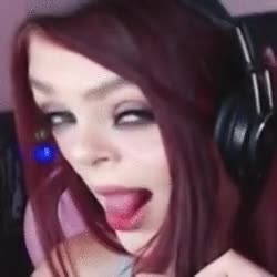 250x250