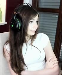 358x428