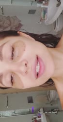640x1230
