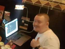 567x428