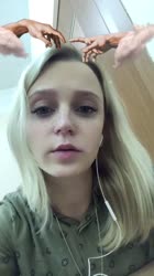 720x1278