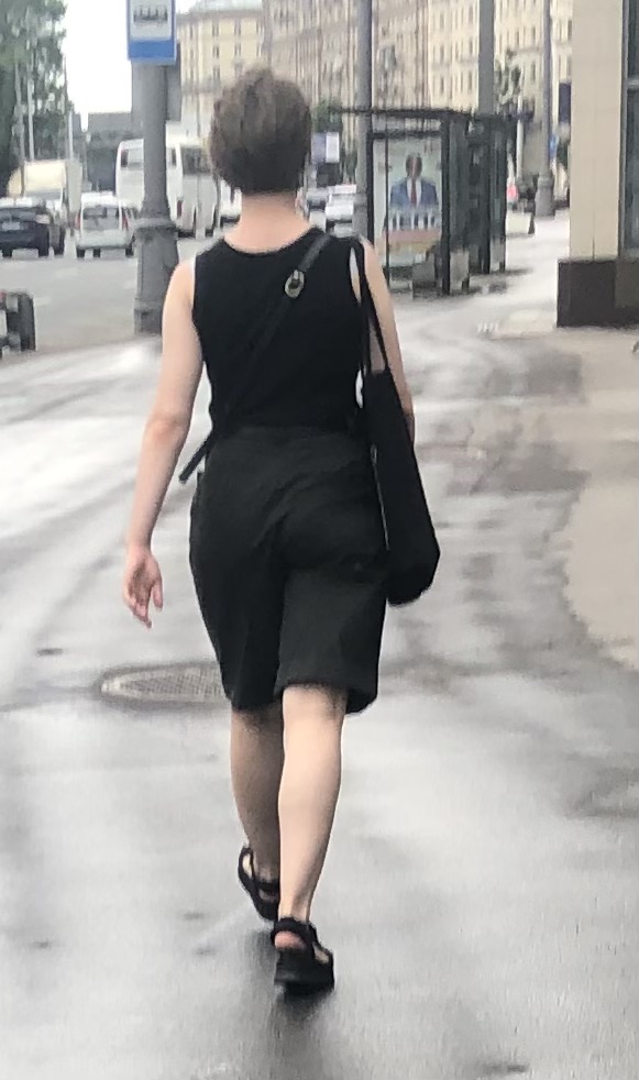 581x982