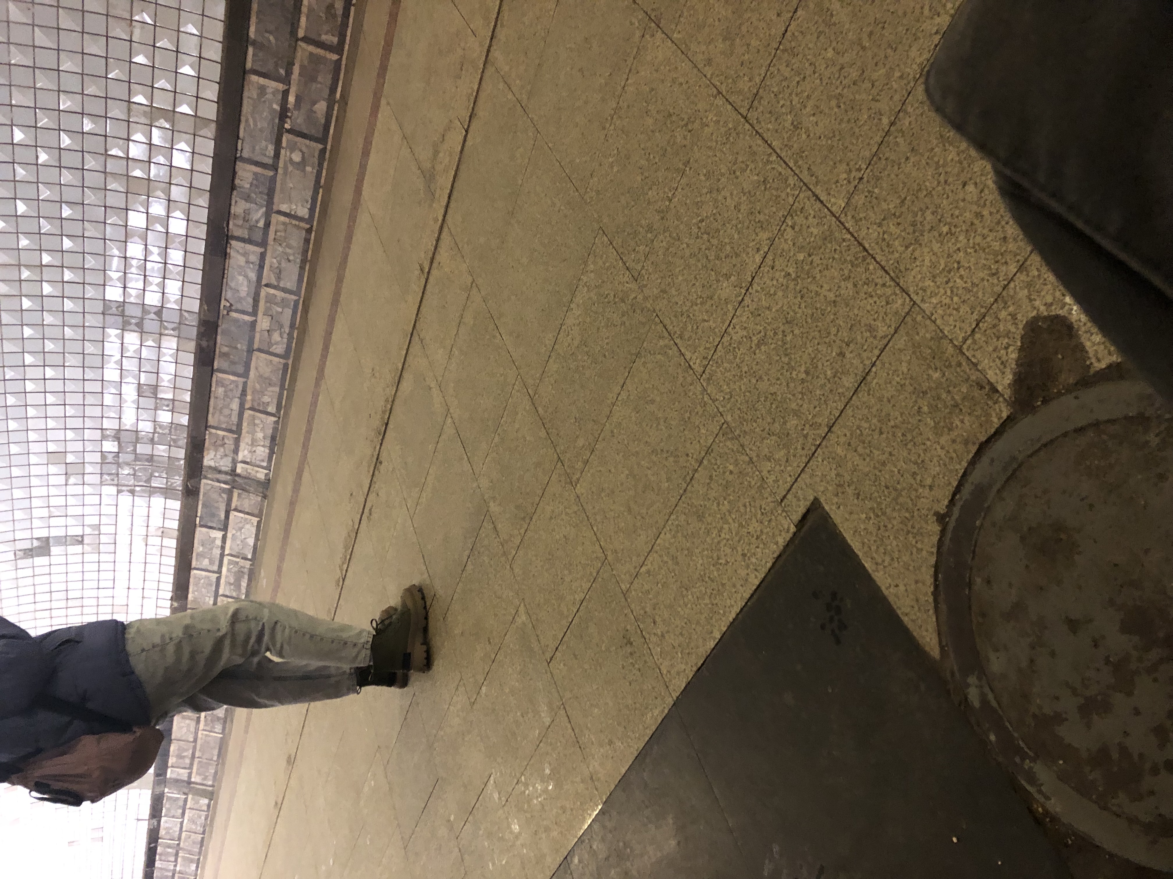 4032x3024