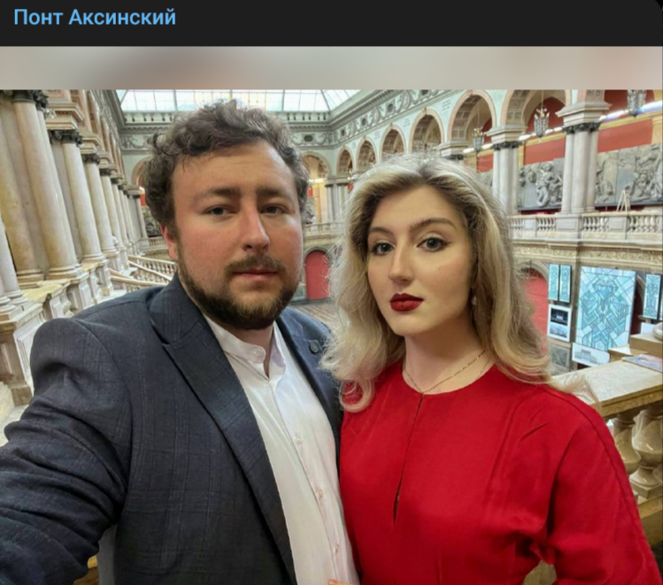 749x661