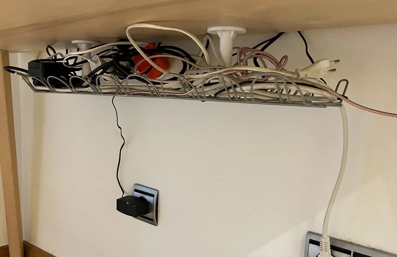 1280x829