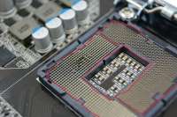 900x599