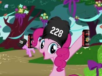 598x448
