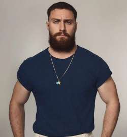 676x730