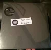 750x744
