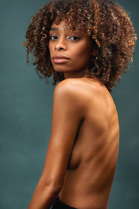 533x800