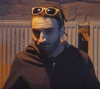 399x357