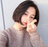 719x715