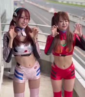 716x816