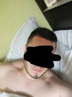 809x1080