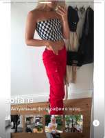 376x490