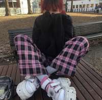 736x722