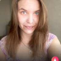 374x370