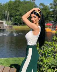 820x1024