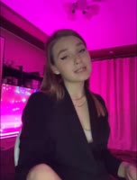 336x442
