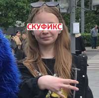 698x694