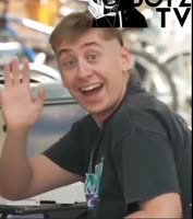 422x476