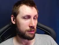380x294