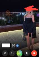 563x786