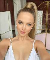 1080x1299