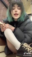 576x1024