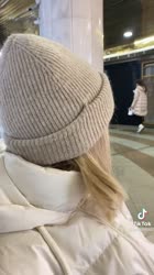 576x1024