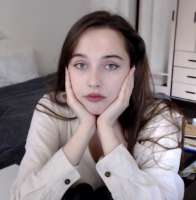 689x701