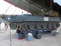 604x453