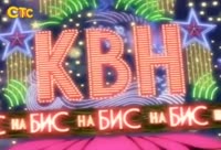 526x360